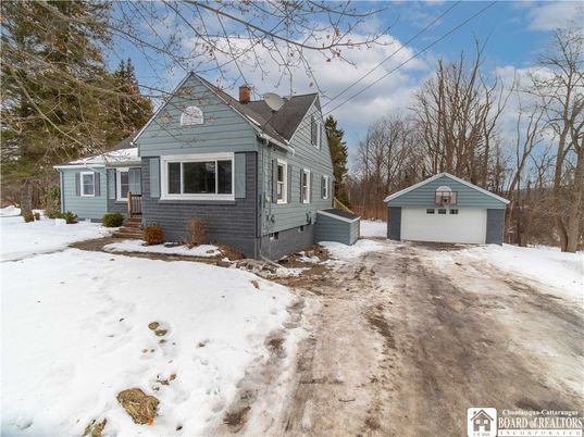 Backyard, Detached Garage, Exterior