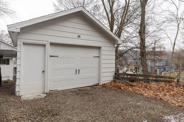 Detached Garage, Exterior