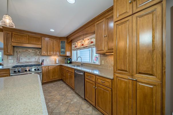 Interior, Kitchen, Pendant Lights, Recessed Lighting, Stainless Steel Appliances