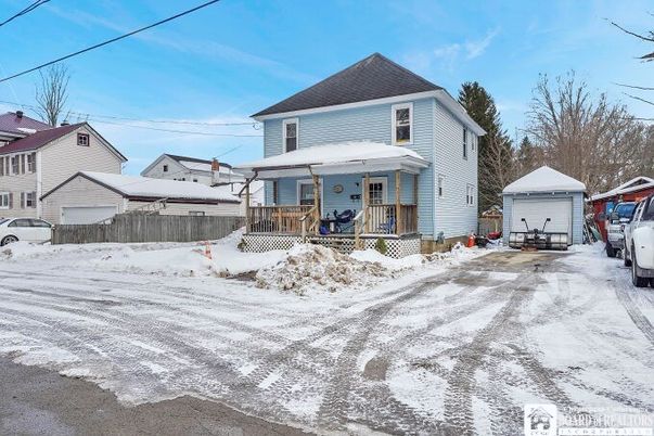 Detached Garage, Exterior, Facade, Queen Anne Victorian