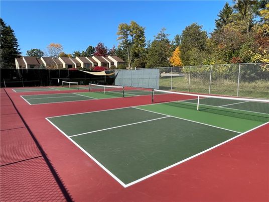Exterior, Tennis Courts