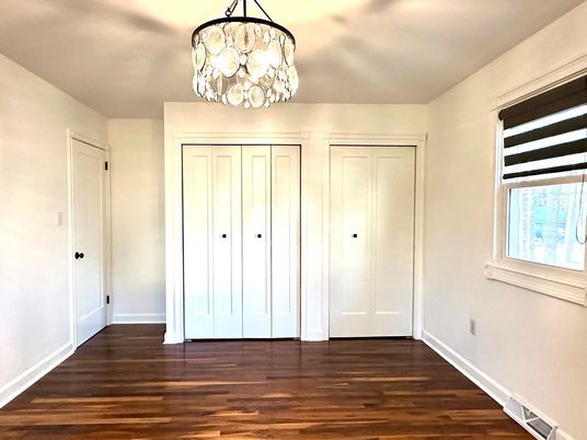Chandelier, Empty room, Interior, Wood Texture Flooring