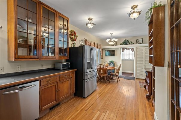 Chandelier, Dining room, Interior, Kitchen, Wood Texture Flooring