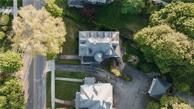 Exterior, Drone