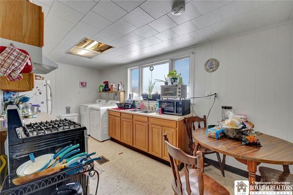 Dining room, Interior, Kitchen, Washer