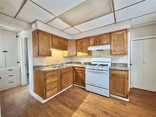 Interior, Kitchen, Wood Texture Flooring