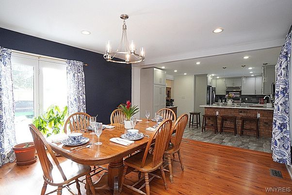 Chandelier, Dining room, Interior, Kitchen, Recessed Lighting, Wood Texture Flooring