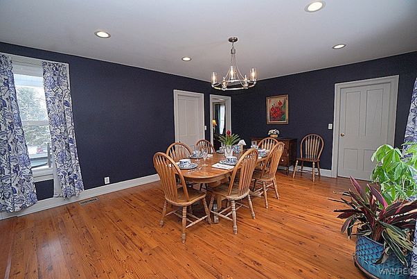 Chandelier, Dining room, Interior, Recessed Lighting, Wood Texture Flooring
