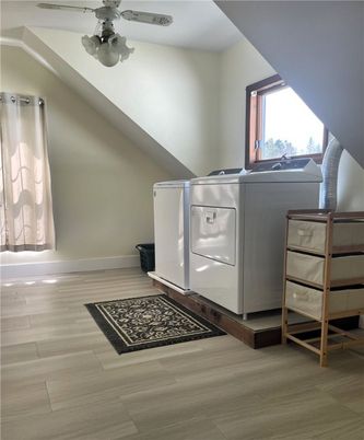 Interior, Washer, Wood Texture Flooring