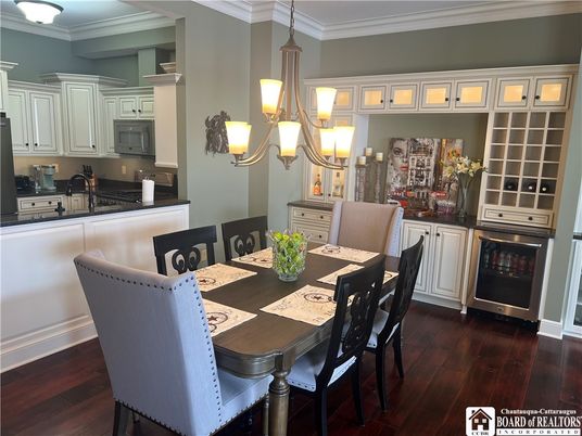 Dining room, Interior, Kitchen, Pendant Lights, Wood Texture Flooring