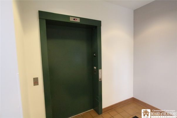 Elevator, Interior