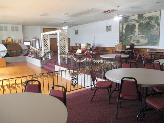 Dining room, Interior, Recessed Lighting