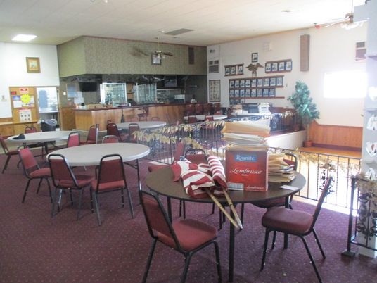 Dining room, Interior