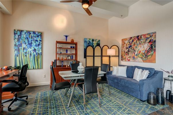Home Office, Interior