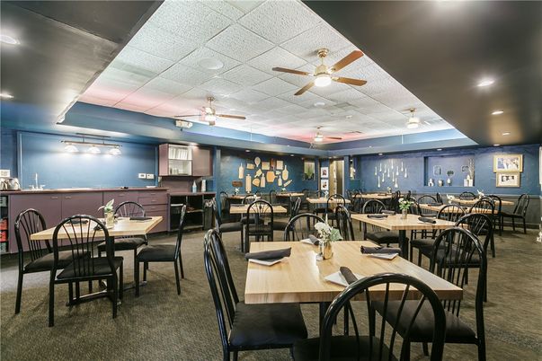 Dining room, Interior, Recessed Lighting