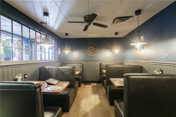 Interior, Pendant Lights, Wood Texture Flooring