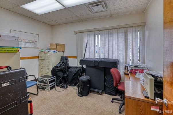 Home Office, Interior