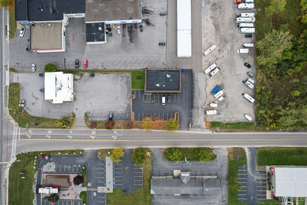 Exterior, Drone