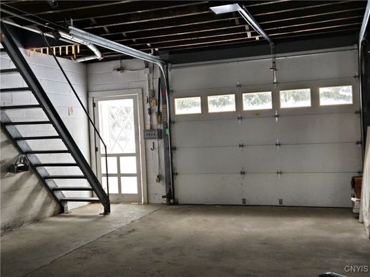 Garage, Interior