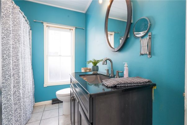 Bathroom, Interior