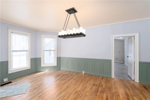 Chandelier, Empty room, Interior, Wood Texture Flooring