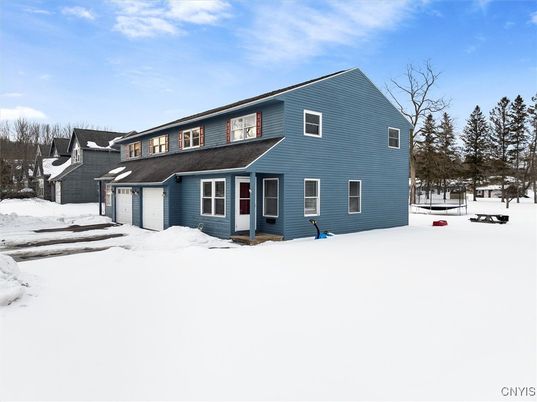 Attached, Exterior, Facade, Farmhouse