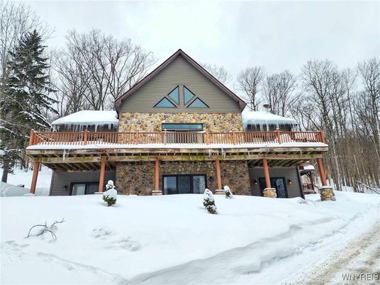 Backyard, Exterior, Facade, Log Home