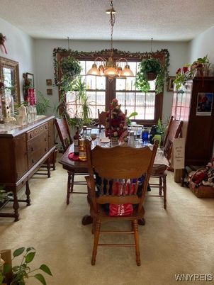 Chandelier, Dining room, Interior