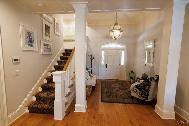 Interior, Pendant Lights, Wood Texture Flooring