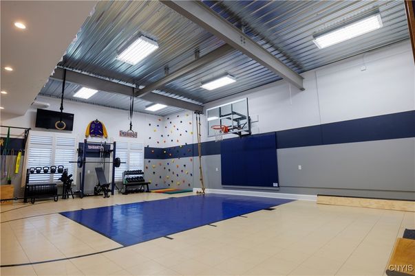 Fitness Equipment, Interior, Recessed Lighting