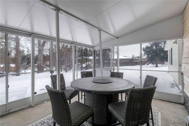 Dining room, Interior, Sun Room