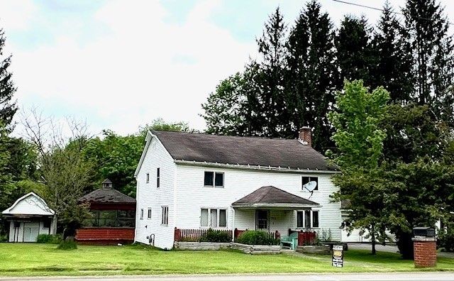Backyard, Detached Garage, Exterior