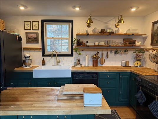 Interior, Kitchen, Recessed Lighting, Wood Texture Flooring