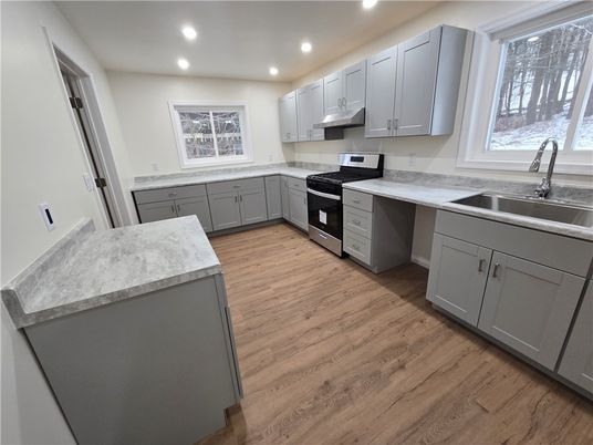 Interior, Kitchen, Recessed Lighting, Wood Texture Flooring