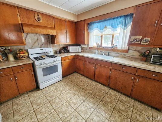 Interior, Kitchen