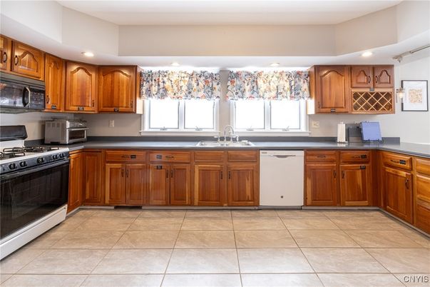 Interior, Kitchen, Recessed Lighting