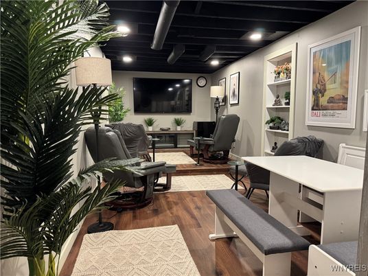Interior, Living room, Recessed Lighting, Wood Texture Flooring