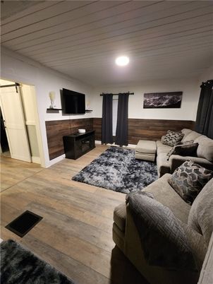 Interior, Living room, Recessed Lighting, Wood Texture Flooring