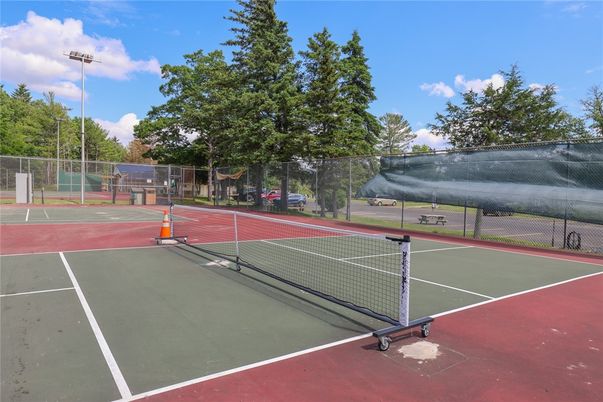 Exterior, Tennis Courts