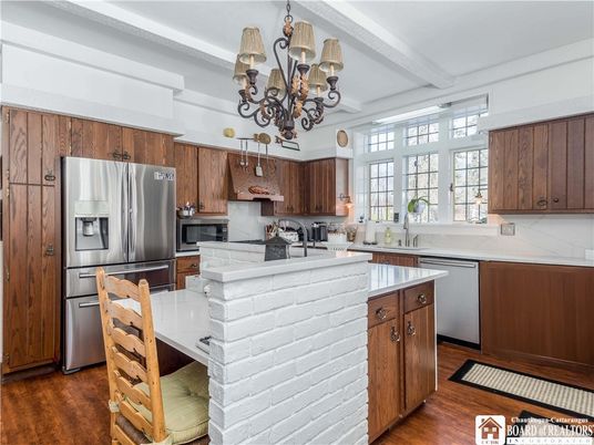 Chandelier, Interior, Kitchen, Stainless Steel Appliances, Wood Texture Flooring