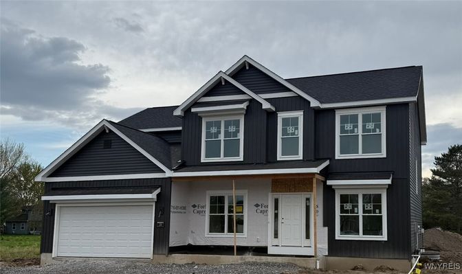 Attached, Exterior, Facade, Farmhouse