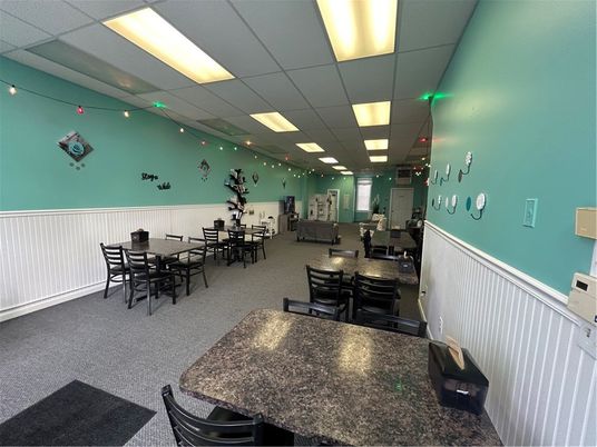 Dining room, Interior, Recessed Lighting