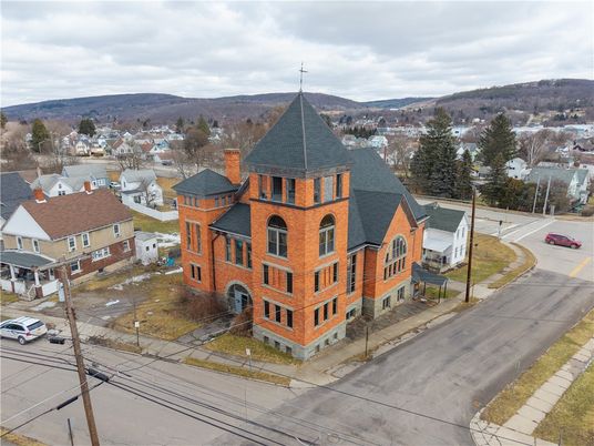 Exterior, Drone