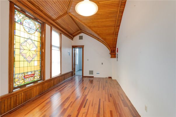 Empty room, Interior, Wooden Beams, Wooden Ceilings, Wood Texture Flooring