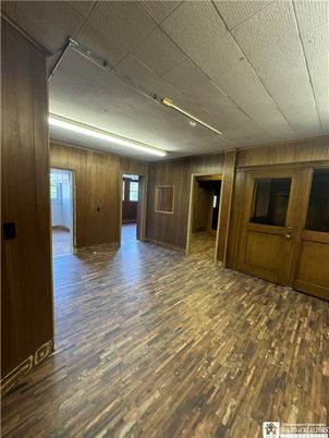 Empty room, Interior, Wood Texture Flooring, Wooden Walls