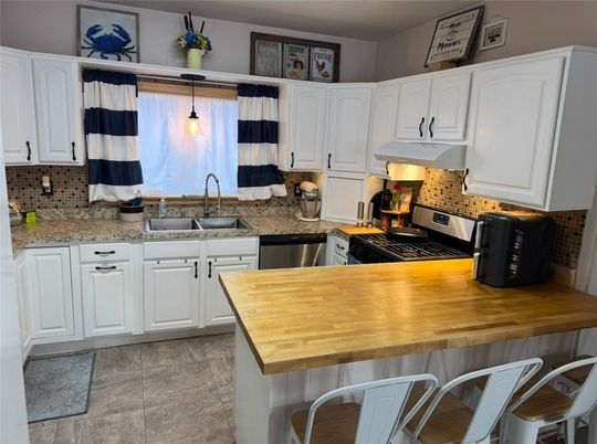 Interior, Kitchen, Pendant Lights