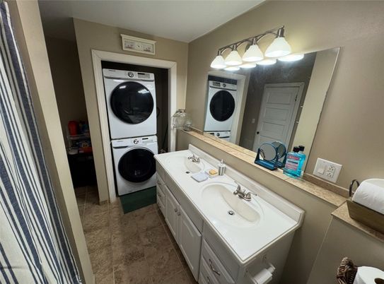 Bathroom, Dual Sink Vanities, Interior, Utility Closets, Washer