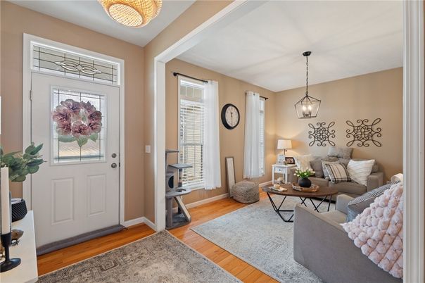 Interior, Living room, Pendant Lights, Wood Texture Flooring
