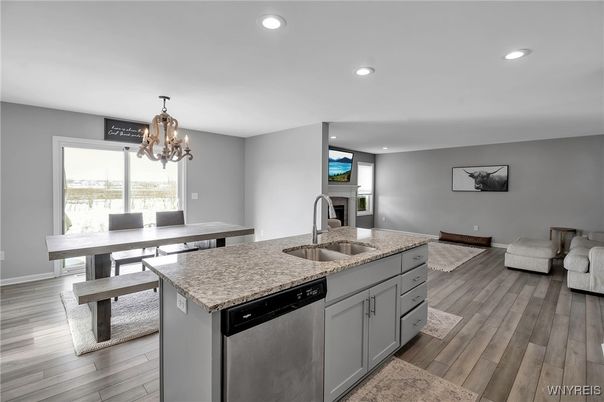 Chandelier, Dining room, Interior, Kitchen, Recessed Lighting, Wood Texture Flooring