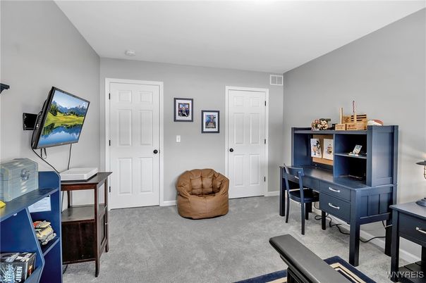 Home Office, Interior